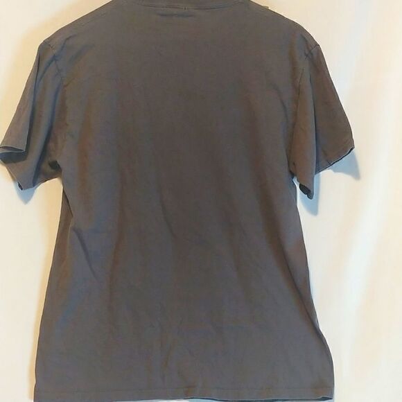 Port & Company. Graphic T-shirt. Size medium. Gender Neutral. - Picture 3 of 6